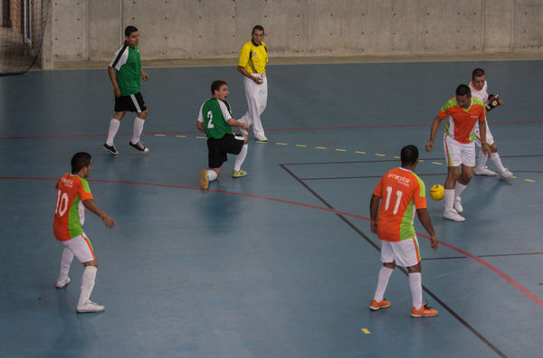 Juegos Deportivos y Recreativos
Juegos Deportivos y Recreativos
Fecha: Octubre 11 de 2014
Para descargar esta fotografía en alta resolución, haga clic sobre la imagen hasta que la misma se despliegue en la pantalla completa; luego dé clic derecho y elija la opción "guardar imagen como". 
En caso de publicación por cualquier medio, solicitamos acompañarla del crédito: "Foto EPM"
Palabras clave: Juegos Deportivos Recreativos Microfútbol