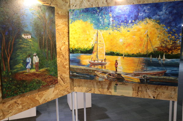 Exposición Artística EPM
Exposición Artística EPM
Fecha: Octubre 17 de 2017
Para descargar esta fotografía en alta resolución, haga clic sobre la imagen hasta que la misma se despliegue en la pantalla completa; luego dé clic derecho y elija la opción "guardar imagen como". 
En caso de publicación por cualquier medio, solicitamos acompañarla del crédito: "Foto EPM"
Palabras clave: Exposición Artística EPM