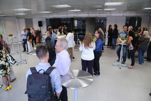 Exposición Artística EPM
Exposición Artística EPM
Fecha: Octubre 17 de 2017
Para descargar esta fotografía en alta resolución, haga clic sobre la imagen hasta que la misma se despliegue en la pantalla completa; luego dé clic derecho y elija la opción "guardar imagen como". 
En caso de publicación por cualquier medio, solicitamos acompañarla del crédito: "Foto EPM"
Palabras clave: Exposición Artística EPM