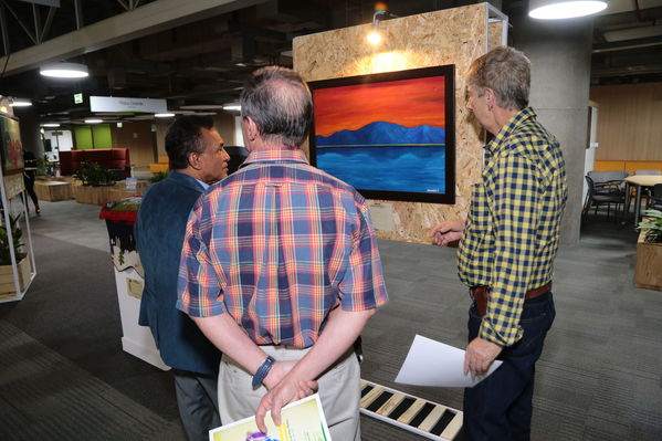 Exposición Artística EPM
Exposición Artística EPM
Fecha: Octubre 17 de 2017
Para descargar esta fotografía en alta resolución, haga clic sobre la imagen hasta que la misma se despliegue en la pantalla completa; luego dé clic derecho y elija la opción "guardar imagen como". 
En caso de publicación por cualquier medio, solicitamos acompañarla del crédito: "Foto EPM"
Palabras clave: Exposición Artística EPM
