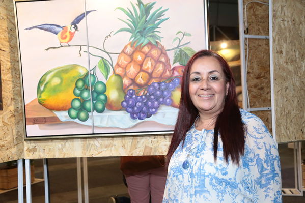 Exposición Artística EPM
Exposición Artística EPM
Fecha: Octubre 17 de 2017
Para descargar esta fotografía en alta resolución, haga clic sobre la imagen hasta que la misma se despliegue en la pantalla completa; luego dé clic derecho y elija la opción "guardar imagen como". 
En caso de publicación por cualquier medio, solicitamos acompañarla del crédito: "Foto EPM"
Palabras clave: Exposición Artística EPM