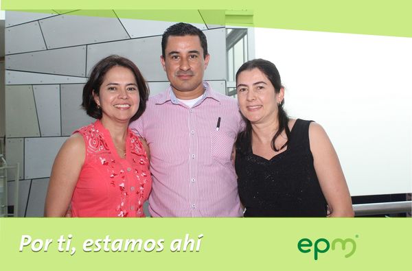 Segundo Aniversario Servicios Grupo EPM
Segundo Aniversario Servicios Grupo EPM
Fecha: Octubre 21 de 2016
Para descargar esta fotografía en alta resolución, haga clic sobre la imagen hasta que la misma se despliegue en la pantalla completa; luego dé clic derecho y elija la opción "guardar imagen como". 
En caso de publicación por cualquier medio, solicitamos acompañarla del crédito: "Foto EPM"
Palabras clave: Segundo Aniversario Servicios Grupo EPM