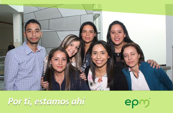 Segundo Aniversario Servicios Grupo EPM
Segundo Aniversario Servicios Grupo EPM
Fecha: Octubre 21 de 2016
Para descargar esta fotografía en alta resolución, haga clic sobre la imagen hasta que la misma se despliegue en la pantalla completa; luego dé clic derecho y elija la opción "guardar imagen como". 
En caso de publicación por cualquier medio, solicitamos acompañarla del crédito: "Foto EPM"
Palabras clave: Segundo Aniversario Servicios Grupo EPM