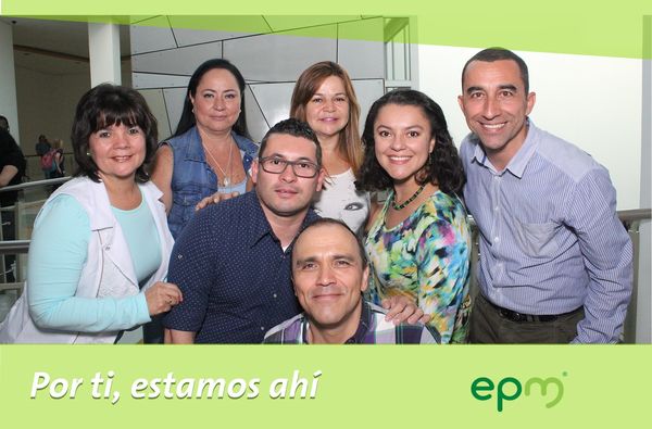 Segundo Aniversario Servicios Grupo EPM
Segundo Aniversario Servicios Grupo EPM
Fecha: Octubre 21 de 2016
Para descargar esta fotografía en alta resolución, haga clic sobre la imagen hasta que la misma se despliegue en la pantalla completa; luego dé clic derecho y elija la opción "guardar imagen como". 
En caso de publicación por cualquier medio, solicitamos acompañarla del crédito: "Foto EPM"
Palabras clave: Segundo Aniversario Servicios Grupo EPM