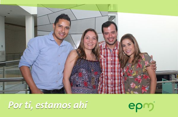 Segundo Aniversario Servicios Grupo EPM
Segundo Aniversario Servicios Grupo EPM
Fecha: Octubre 21 de 2016
Para descargar esta fotografía en alta resolución, haga clic sobre la imagen hasta que la misma se despliegue en la pantalla completa; luego dé clic derecho y elija la opción "guardar imagen como". 
En caso de publicación por cualquier medio, solicitamos acompañarla del crédito: "Foto EPM"
Palabras clave: Segundo Aniversario Servicios Grupo EPM