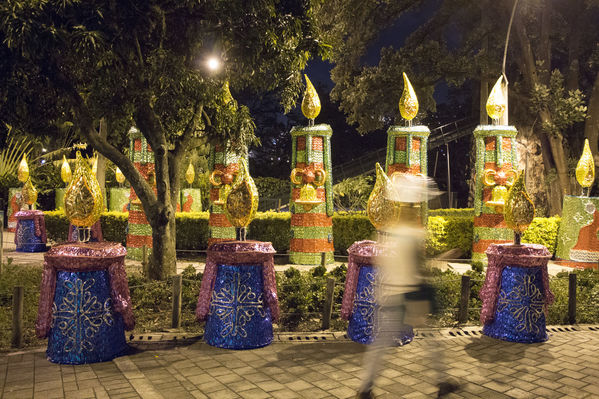 Montaje del Alumbrado Navideño 2016
Montaje del Alumbrado Navideño 2016
Fecha: Octubre 26 de 2016
Para descargar esta fotografía en alta resolución, haga clic sobre la imagen hasta que la misma se despliegue en la pantalla completa; luego dé clic derecho y elija la opción "guardar imagen como". 
En caso de publicación por cualquier medio, solicitamos acompañarla del crédito: "Foto EPM"
Palabras clave: Montaje Alumbrado Navideño 2016