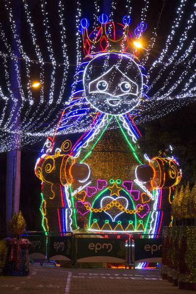 Montaje del Alumbrado Navideño 2016
Montaje del Alumbrado Navideño 2016
Fecha: Octubre 26 de 2016
Para descargar esta fotografía en alta resolución, haga clic sobre la imagen hasta que la misma se despliegue en la pantalla completa; luego dé clic derecho y elija la opción "guardar imagen como". 
En caso de publicación por cualquier medio, solicitamos acompañarla del crédito: "Foto EPM"
Palabras clave: Montaje Alumbrado Navideño 2016