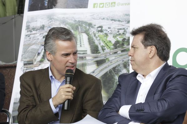 Memorando del Gas
Memorando del Gas.
Fecha: Octubre 4 2018.
Para descargar esta fotografía en alta resolución, haga clic sobre la imagen hasta que la misma se despliegue en la pantalla completa; luego dé clic derecho y elija la opción "guardar imagen como". 
En caso de publicación por cualquier medio, solicitamos acompañarla del crédito: "Foto EPM"

Palabras clave: Memorando Gas