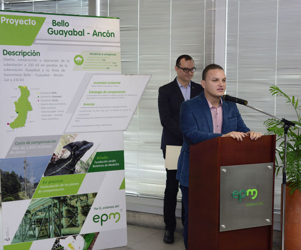 Rueda de Prensa Proyecto Bello-Guayabal-Ancón
Rueda de Prensa Proyecto Bello-Guayabal-Ancón
Fecha: Octubre 6 de 2017
Para descargar esta fotografía en alta resolución, haga clic sobre la imagen hasta que la misma se despliegue en la pantalla completa; luego dé clic derecho y elija la opción "guardar imagen como". 
En caso de publicación por cualquier medio, solicitamos acompañarla del crédito: "Foto EPM"
Palabras clave: Rueda de Prensa Proyecto Bello-Guayabal-Ancón