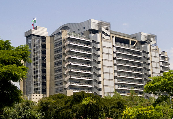 Edificio EPM
Edificio EPM
Fecha: Septiembre 29 de 2016
Para descargar esta fotografía en alta resolución, haga clic sobre la imagen hasta que la misma se despliegue en la pantalla completa; luego dé clic derecho y elija la opción "guardar imagen como". 
En caso de publicación por cualquier medio, solicitamos acompañarla del crédito: "Foto EPM"
Palabras clave: Edificio EPM