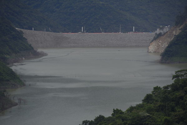 Obras contingencia
Obras contingencia.
Fecha: Octubre 3 2018
Para descargar esta fotografía en alta resolución, haga clic sobre la imagen hasta que la misma se despliegue en la pantalla completa; luego dé clic derecho y elija la opción "guardar imagen como". 
En caso de publicación por cualquier medio, solicitamos acompañarla del crédito: "Foto EPM"
Palabras clave: Obras contingencia