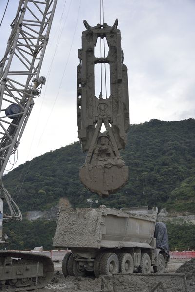 Obras contingencia
Obras contingencia.
Fecha: Octubre 3 2018
Para descargar esta fotografía en alta resolución, haga clic sobre la imagen hasta que la misma se despliegue en la pantalla completa; luego dé clic derecho y elija la opción "guardar imagen como". 
En caso de publicación por cualquier medio, solicitamos acompañarla del crédito: "Foto EPM"
Palabras clave: Obras contingencia