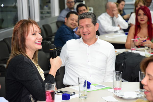 Años de servicio 20 y 25 
Años de servicio 20 y 25 
Fecha 17 Octubre 2019
Para descargar esta fotografía en alta resolución, haga clic sobre la imagen hasta que la misma se despliegue en la pantalla completa; luego dé clic derecho y elija la opción "guardar imagen como".
En caso de publicación por cualquier medio, solicitamos acompañarla del crédito: "Foto EPM"
Palabras clave: Años de servicio 20 y 25
