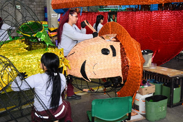Rueda de prensa del Alumbrado Navideño
Rueda de prensa del Alumbrado Navideño
Fecha: Octubre 17 2019.
Para descargar esta fotografía en alta resolución, haga clic sobre la imagen hasta que la misma se despliegue en la pantalla completa; luego dé clic derecho y elija la opción "guardar imagen como". 
En caso de publicación por cualquier medio, solicitamos acompañarla del crédito: "Foto EPM"
Palabras clave: Rueda de prensa del Alumbrado Navideño