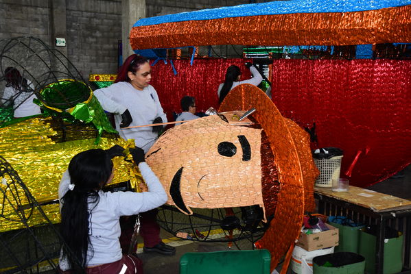 Rueda de prensa del Alumbrado Navideño
Rueda de prensa del Alumbrado Navideño
Fecha: Octubre 17 2019.
Para descargar esta fotografía en alta resolución, haga clic sobre la imagen hasta que la misma se despliegue en la pantalla completa; luego dé clic derecho y elija la opción "guardar imagen como". 
En caso de publicación por cualquier medio, solicitamos acompañarla del crédito: "Foto EPM"
Palabras clave: Rueda de prensa del Alumbrado Navideño