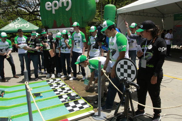 Circuito solar EPM 2019 Gran final
Circuito solar EPM 2019 Gran final.  
Fecha: Octubre 7 2019.
Para descargar esta fotografía en alta resolución, haga clic sobre la imagen hasta que la misma se despliegue en la pantalla completa; luego dé clic derecho y elija la opción "guardar imagen como". 
En caso de publicación por cualquier medio, solicitamos acompañarla del crédito: "Foto EPM"
Palabras clave: Circuito solar EPM 2019 Gran final
