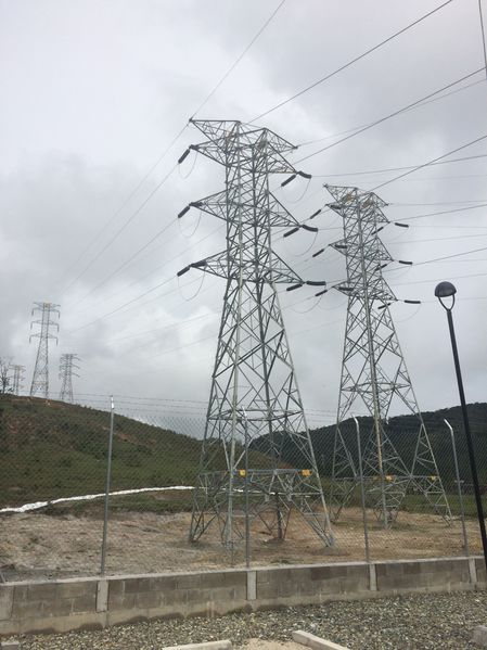 Interconexión Amalfi La Cruzada 110 kV
Interconexión Amalfi La Cruzada 110 kV
Fecha: Septiembre 18  2018.
Para descargar esta fotografía en alta resolución, haga clic sobre la imagen hasta que la misma se despliegue en la pantalla completa; luego dé clic derecho y elija la opción "guardar imagen como". 
En caso de publicación por cualquier medio, solicitamos acompañarla del crédito: "Foto EPM"
Palabras clave: Interconexión Amalfi La Cruzada 110 kV