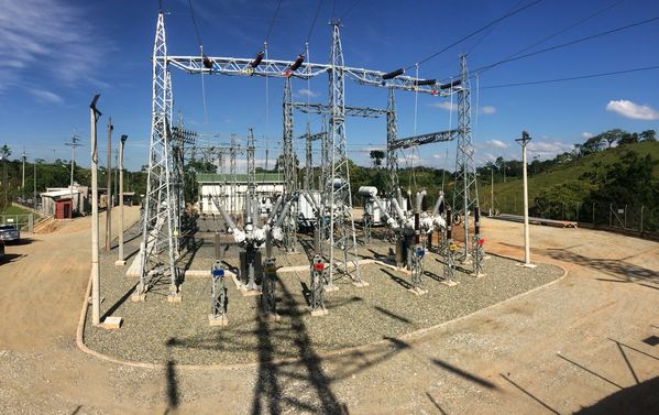 Primera etapa subestación Calizas 110 KV
Primera etapa subestación Calizas 110 KV. 
Fecha: Septiembre 18  2018.
Para descargar esta fotografía en alta resolución, haga clic sobre la imagen hasta que la misma se despliegue en la pantalla completa; luego dé clic derecho y elija la opción "guardar imagen como". 
En caso de publicación por cualquier medio, solicitamos acompañarla del crédito: "Foto EPM"
Palabras clave: Primera etapa subestación Calizas 110 KV