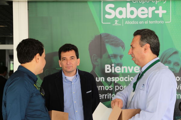 Evento Saber +
Evento Saber +
Fecha: Septiembre 7 de 2017
Para descargar esta fotografía en alta resolución, haga clic sobre la imagen hasta que la misma se despliegue en la pantalla completa; luego dé clic derecho y elija la opción "guardar imagen como". 
En caso de publicación por cualquier medio, solicitamos acompañarla del crédito: "Foto EPM"
Nuevo rol de la ingeniería
Palabras clave: Evento Saber mas Nuevo rol ingeniería