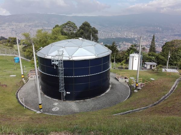 Proyecto PIPA acueducto Valle Aburrá
Proyecto PIPA acueducto Valle Aburrá
Fecha: Septiembre 7 2018.
Para descargar esta fotografía en alta resolución, haga clic sobre la imagen hasta que la misma se despliegue en la pantalla completa; luego dé clic derecho y elija la opción "guardar imagen como". 
En caso de publicación por cualquier medio, solicitamos acompañarla del crédito: "Foto EPM"
Palabras clave: Proyecto PIPA acueducto Valle Aburrá