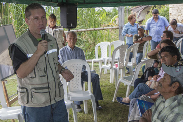 Socialización Ramal Caldas-Amagá
Socialización Ramal Caldas-Amagá
Fecha: Septiembre 10 de 2016
Para descargar esta fotografía en alta resolución, haga clic sobre la imagen hasta que la misma se despliegue en la pantalla completa; luego dé clic derecho y elija la opción "guardar imagen como". 
En caso de publicación por cualquier medio, solicitamos acompañarla del crédito: "Foto EPM"
Palabras clave: Socialización Ramal Caldas Amagá