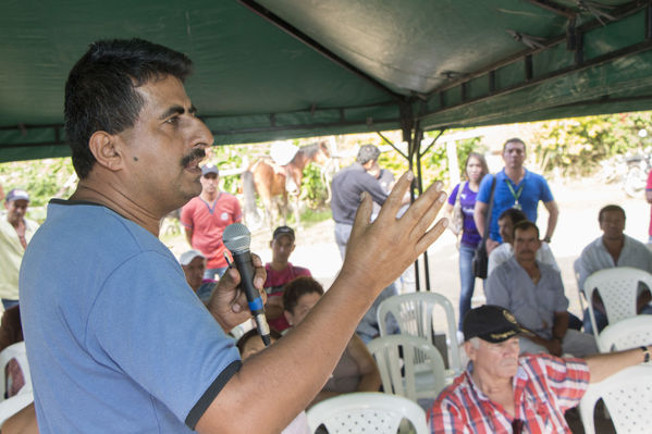 Socialización Ramal Caldas-Amagá
Socialización Ramal Caldas-Amagá
Fecha: Septiembre 10 de 2016
Para descargar esta fotografía en alta resolución, haga clic sobre la imagen hasta que la misma se despliegue en la pantalla completa; luego dé clic derecho y elija la opción "guardar imagen como". 
En caso de publicación por cualquier medio, solicitamos acompañarla del crédito: "Foto EPM"
Palabras clave: Socialización Ramal Caldas Amagá