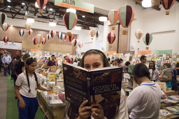 Feria del Libro - Stand - Biblioteca EPM
Feria del Libro - Stand - Biblioteca EPM
Fecha: Septiembre 14 de 2016
Para descargar esta fotografía en alta resolución, haga clic sobre la imagen hasta que la misma se despliegue en la pantalla completa; luego dé clic derecho y elija la opción "guardar imagen como". 
En caso de publicación por cualquier medio, solicitamos acompañarla del crédito: "Foto EPM"
Palabras clave: Feria Libro Stand Biblioteca EPM