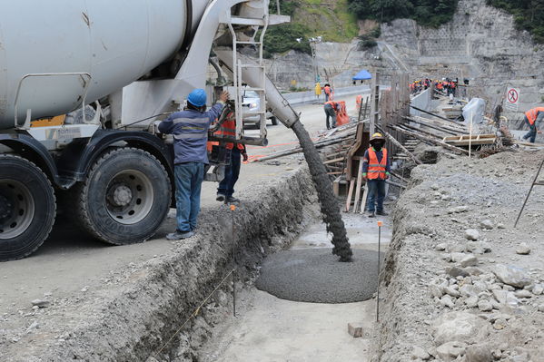 Avances proyecto Eléctrico Ituango 
Avances proyecto Eléctrico Ituango 
Fecha: 27 Septiembre 2019.
Para descargar esta fotografía en alta resolución, haga clic sobre la imagen hasta que la misma se despliegue en la pantalla completa; luego dé clic derecho y elija la opción "guardar imagen como". 
En caso de publicación por cualquier medio, solicitamos acompañarla del crédito: "Foto EPM"
Palabras clave: Avances proyecto Eléctrico Ituango