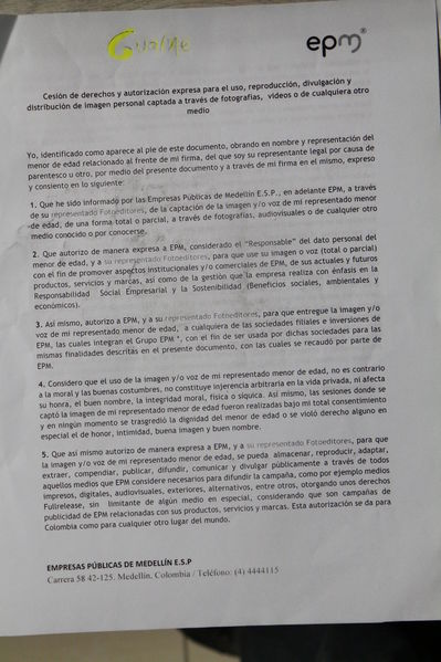 Biogás y concentrados de plantas medicinales y frutas
Biogás y concentrados de plantas medicinales y frutas
Fecha: Septiembre 28 de 2016
Para descargar esta fotografía en alta resolución, haga clic sobre la imagen hasta que la misma se despliegue en la pantalla completa; luego dé clic derecho y elija la opción "guardar imagen como". 
En caso de publicación por cualquier medio, solicitamos acompañarla del crédito: "Foto EPM"
Palabras clave: Biogás concentrados plantas medicinales frutas