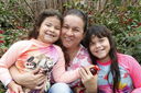 Luz_Mary_Alcaraz2C_Susana_Bolivar_y_Melisa_Bolivar.JPG