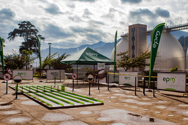 Circuito Solar EPM 2019
Circuito Solar EPM 2019
Fecha: Septiembre 24 2019.
Para descargar esta fotografía en alta resolución, haga clic sobre la imagen hasta que la misma se despliegue en la pantalla completa; luego dé clic derecho y elija la opción "guardar imagen como". 
En caso de publicación por cualquier medio, solicitamos acompañarla del crédito: "Foto EPM
Palabras clave: Circuito Solar EPM 2019