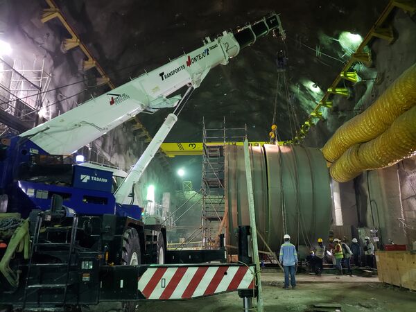 Palabras clave: Montaje, Casa de máquinas, proyec
