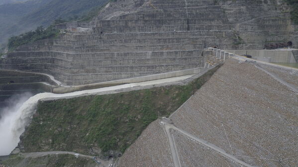 Proyecto hidroeléctrico Ituango
Proyecto hidroeléctrico Ituango.
Fecha: 13 Agosto 2020.
Para descargar esta fotografía en alta resolución, haga clic sobre la imagen hasta que la misma se despliegue en la pantalla completa; luego dé clic derecho y elija la opción "guardar imagen como".
En caso de publicación por cualquier medio, solicitamos acompañarla del crédito: "Foto EPM"
Palabras clave: Proyecto hidroeléctrico Ituango