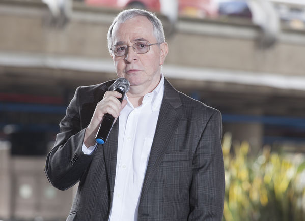 Cliente 50 mil del GNV
Cliente 50 mil del GNV
Fecha: Septiembre 17 de 2014
Para descargar esta fotografía en alta resolución, haga clic sobre la imagen hasta que la misma se despliegue en la pantalla completa; luego dé clic derecho y elija la opción "guardar imagen como". 
En caso de publicación por cualquier medio, solicitamos acompañarla del crédito: "Foto EPM"
Palabras clave: Cliente 50 mil GNV